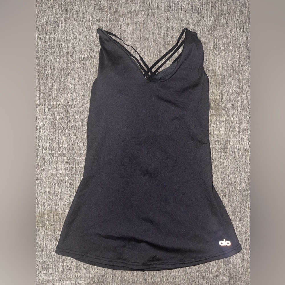 Women’s Alo Yoga Tank Top with Built in Bra